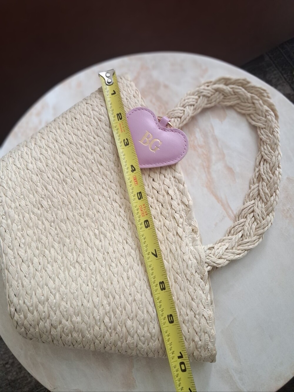 💕 Bergdorf Goodman Woven Straw Mini Tote with Heart Charm 💕 - Picture 5 of 6